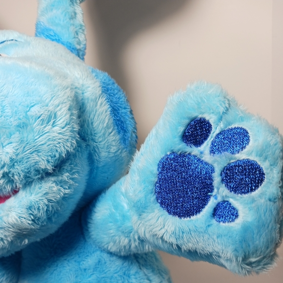 Blue's Clues Peekaboo Blue Plush Stuffed Animal Interactive Toy Dog - Picture 12 of 13